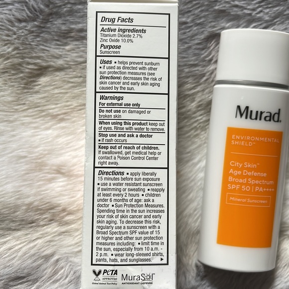 Murad City Skin Age Defense Broad Spectrum SPF 50 / PA++++ - Picture 3 of 3